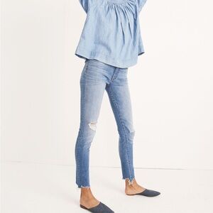 Madewell mid-rise skinny jean in Frankie wash: torn knee edition